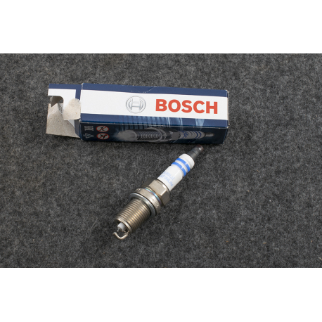 Свічки Эпіка (1 шт) Bosch 0 242 240 649