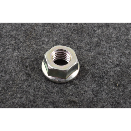 Гайка левой подушки к кронштейну 1.6, 1.8-2.0, 1.8 LDA GM 94515415