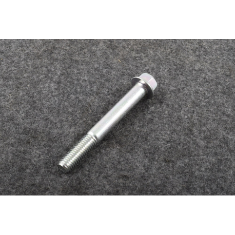 Болт крепления кронштейна задней подушки к КПП 1.6, 1.8-2.0, 1.8 LDA GM 94501062