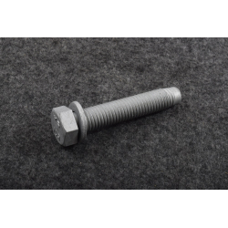 Болт крепления заднего амортизатора Круз GM