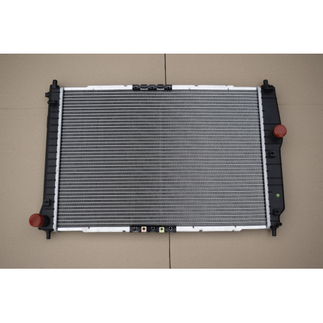 Радиатор основной Авео МКПП до 2009 г NRF (600 мм) NF 53902