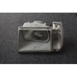 Фара передняя завод Таврия левая в сборе УЦЕНКА