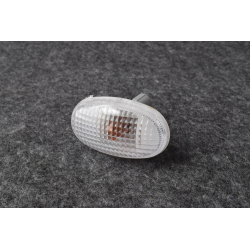 Повторитель поворота белый Авео Т200/250 Такума Китай