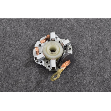 Щёткодержатель стартера метал 0,8 кВт Матиз GM 93742359